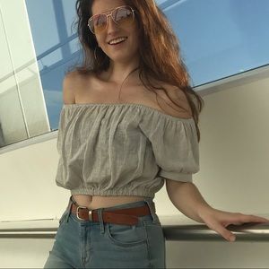 Light grey & white small crop top